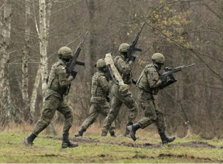 打起來了！美國波蘭兩國軍演變斗毆，多名波蘭軍人被錘爆【潤康】磨煤機(jī)磨輥對此看法